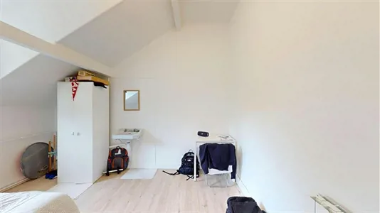 Rooms in Poitiers - photo 2