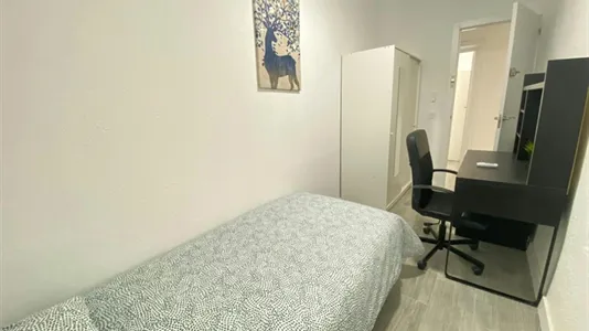 Rooms in Adaro - photo 4