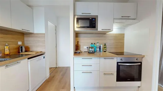 Rooms in Lyon - photo 10