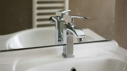 Rooms in Milano Zona 2 - Stazione Centrale, Gorla, Turro, Greco, Crescenzago - photo 10