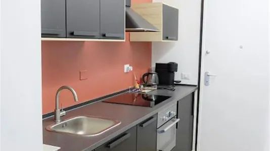 Apartments in Milano Zona 8 - Fiera, Gallaratese, Quarto Oggiaro - photo 9