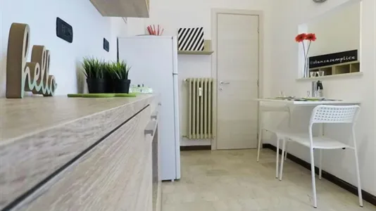 Rooms in Brescia - photo 9