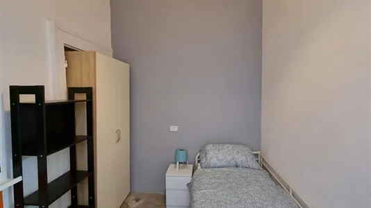 Rooms in Napoli Municipalità 4 - photo 4