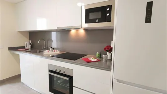 Rooms in Alfara del Patriarca - photo 8