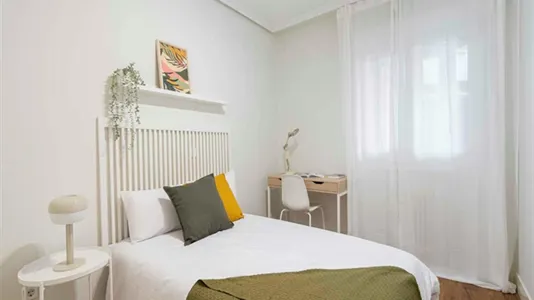 Rooms in Madrid Chamberí - photo 5