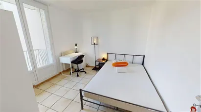 Room for rent in Grenoble, Auvergne-Rhône-Alpes Room for rent in Grenoble, Auvergne-Rhône-Alpes