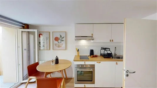 Rooms in Saint-Julien-en-Genevois - photo 7