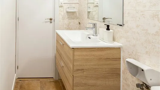 Rooms in Zaragoza - photo 6