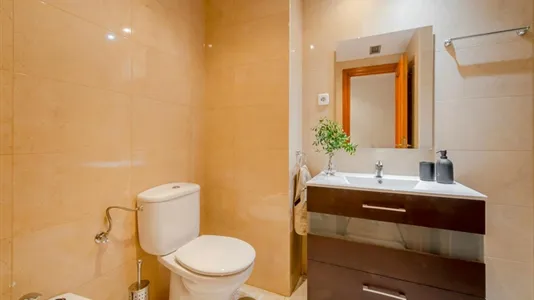 Rooms in Madrid Retiro - photo 9