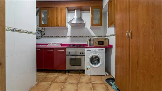 Rooms in Valencia L'Eixample - photo 10