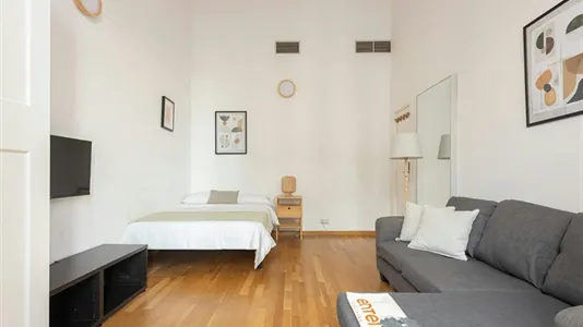 Rooms in Barcelona Ciutat Vella - photo 5
