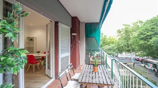 Apartments in Barcelona Eixample - photo 4