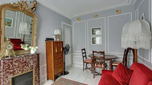 Apartments in Paris 18ème arrondissement - Montmartre - photo 8