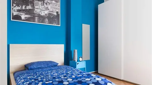 Rooms in Milano Zona 2 - Stazione Centrale, Gorla, Turro, Greco, Crescenzago - photo 8
