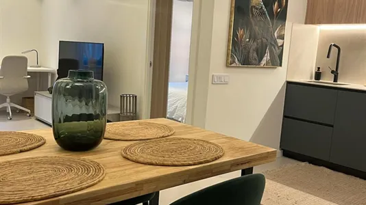 Rooms in Barcelona Sarrià-St. Gervasi - photo 9