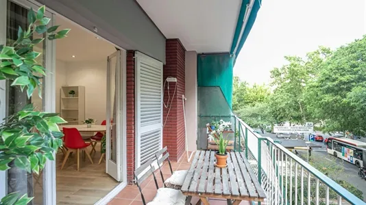 Apartments in Barcelona Eixample - photo 4