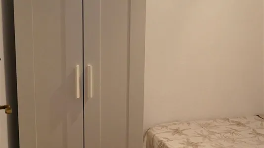 Rooms in Madrid Centro - photo 6