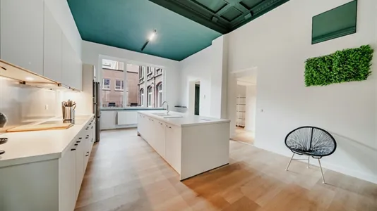 Rooms in Charleroi - photo 5