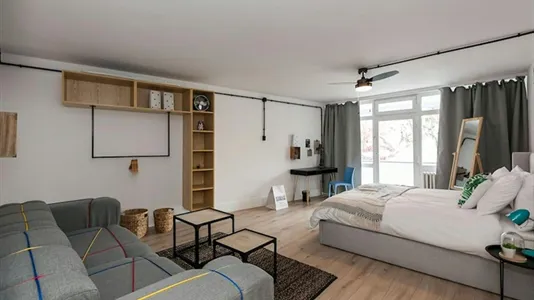 Apartments in Berlin Charlottenburg-Wilmersdorf - photo 4