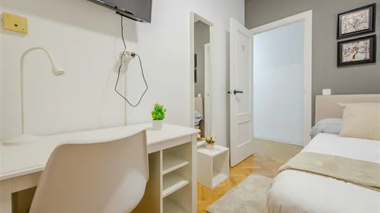 Rooms in Madrid Chamartín - photo 4