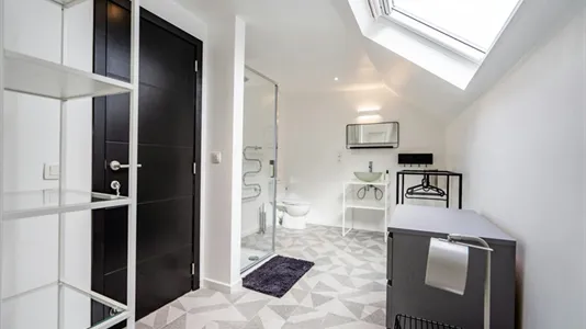 Rooms in Aarlen - photo 4