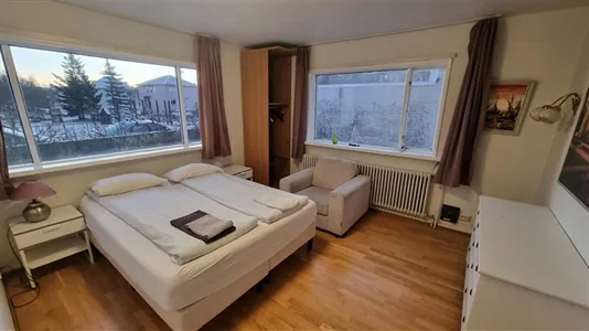 Rooms in Reykjavík Hlíðar - photo 3