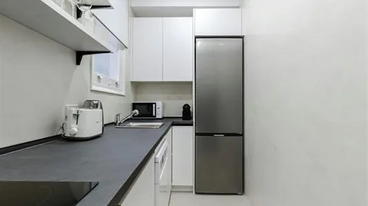 Apartments in Barcelona Eixample - photo 8