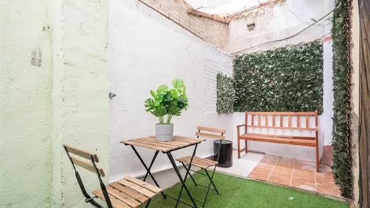 Rooms in Barcelona Eixample - photo 5