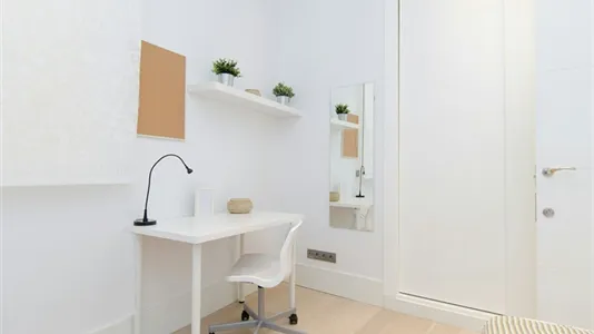 Rooms in Madrid Centro - photo 3