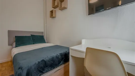 Rooms in Madrid Salamanca - photo 4