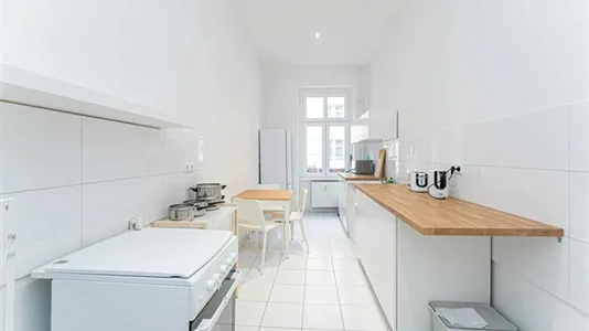 Rooms in Berlin Friedrichshain-Kreuzberg - photo 2