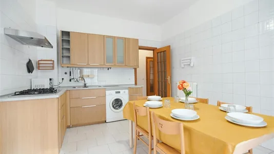 Rooms in Pozzuoli - photo 9