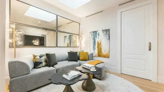 Apartments in Madrid Centro - photo 2