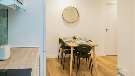 Rooms in Zaragoza - photo 6