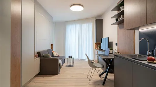 Apartments in Milano Zona 2 - Stazione Centrale, Gorla, Turro, Greco, Crescenzago - photo 9