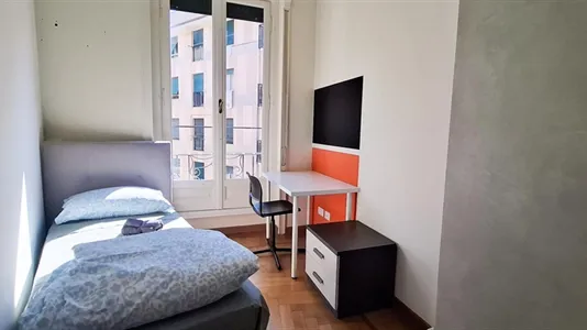Rooms in Genoa - photo 2