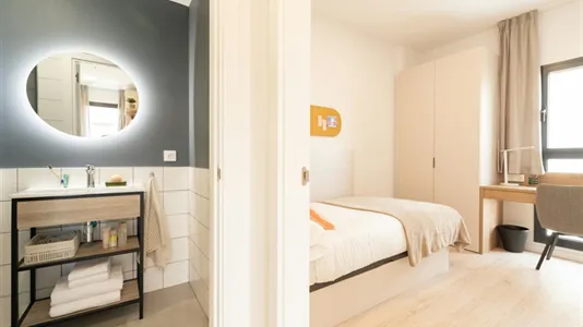 Rooms in Sevilla Triana - photo 7