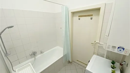 Rooms in Vienna Favoriten - photo 9