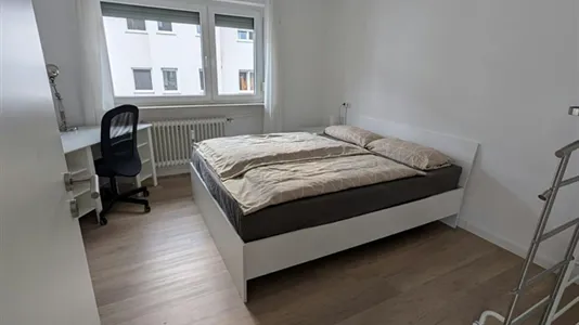 Rooms in Frankfurt Süd - photo 1