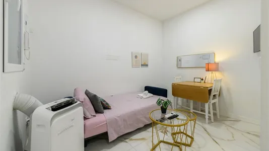 Apartments in Madrid Centro - photo 5