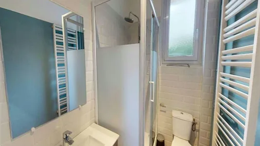 Rooms in Paris 17ème arrondissement - photo 10