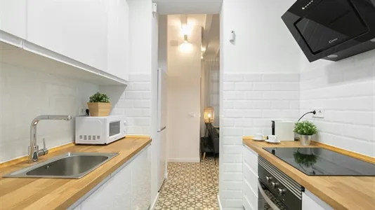 Apartments in Barcelona Ciutat Vella - photo 8