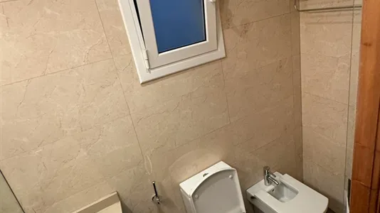 Rooms in Barcelona Eixample - photo 8