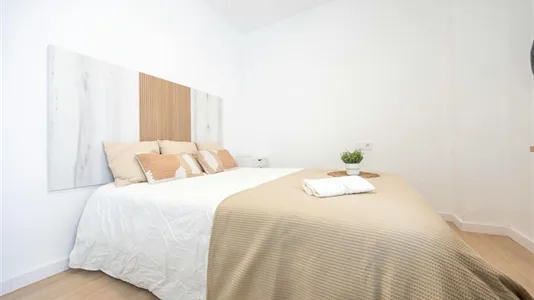 Rooms in el Camí de Vera - photo 4