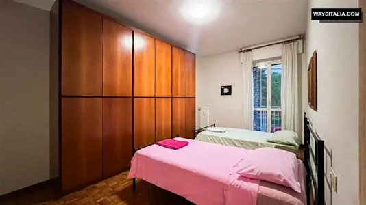 Rooms in Milano Zona 8 - Fiera, Gallaratese, Quarto Oggiaro - photo 3