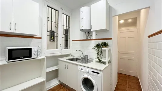 Rooms in Madrid Chamberí - photo 8