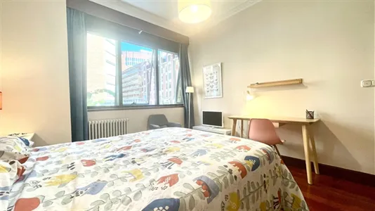 Rooms in Bilbao - photo 10