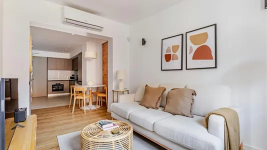 Apartments in Barcelona Ciutat Vella - photo 2