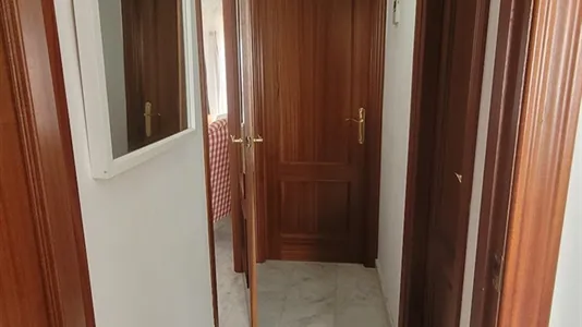 Rooms in Hornachuelos - photo 7