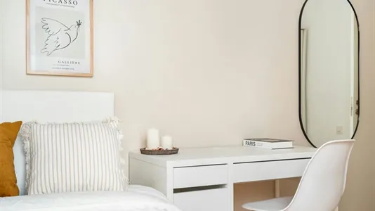 Rooms in Barcelona Sants-Montjuïc - photo 5